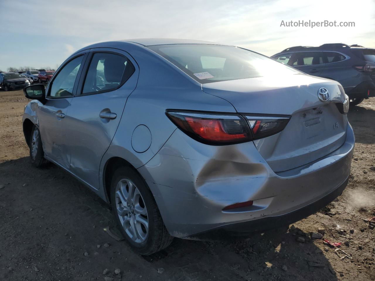 2018 Toyota Yaris Ia  Silver vin: 3MYDLBYV1JY332266