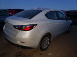 2019 Toyota Yaris L Silver vin: 3MYDLBYV1KY525096