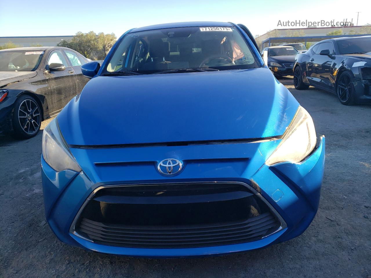 2018 Toyota Yaris Ia  Blue vin: 3MYDLBYV2JY300281