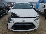 2018 Toyota Yaris Ia  Белый vin: 3MYDLBYV2JY307540