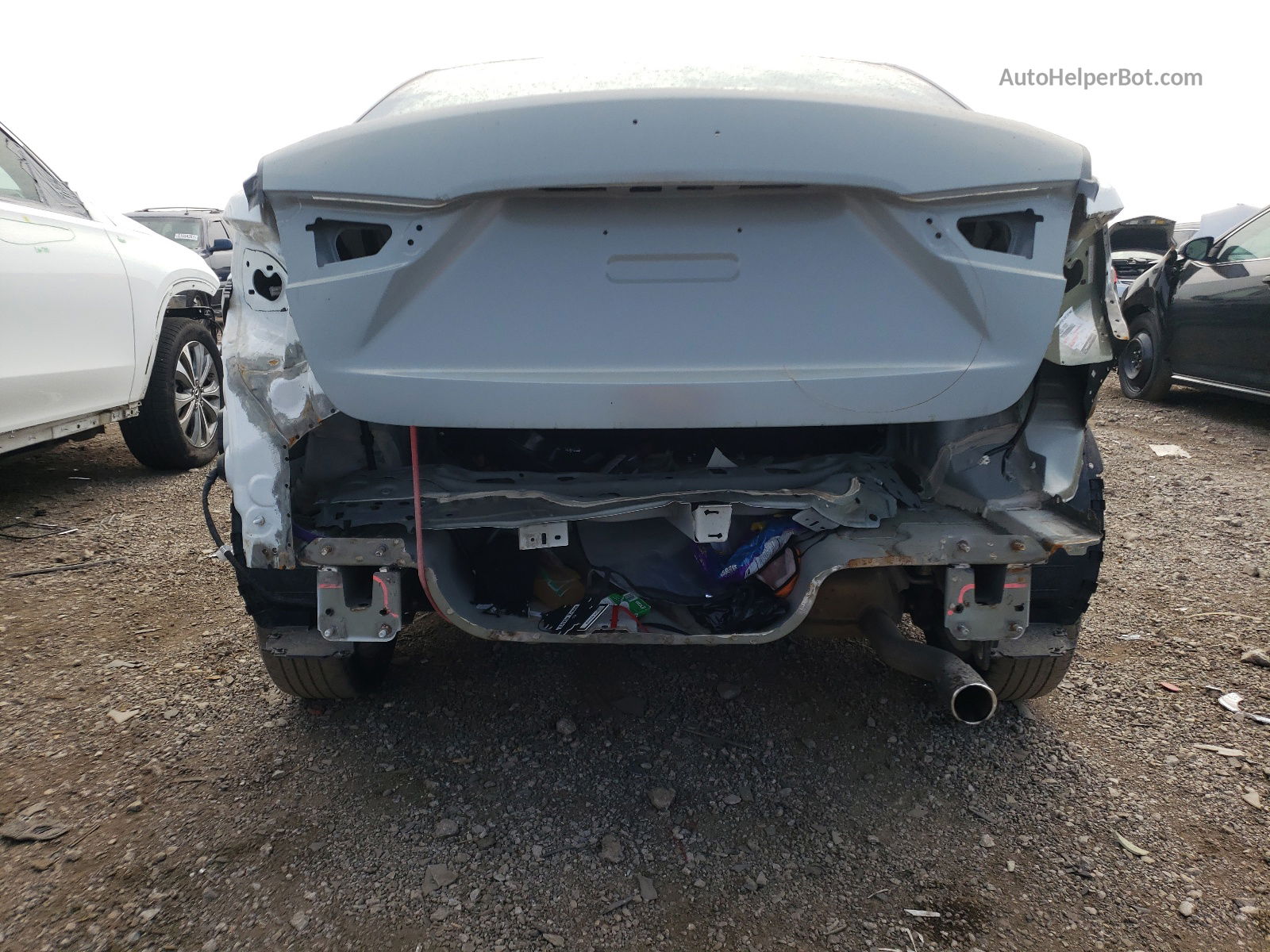 2018 Toyota Yaris Ia White vin: 3MYDLBYV2JY315184