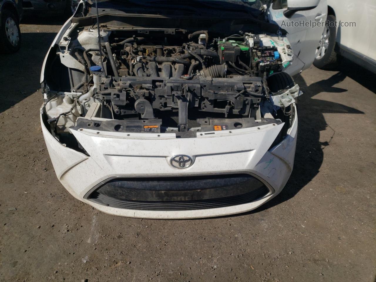 2018 Toyota Yaris Ia  White vin: 3MYDLBYV2JY315945