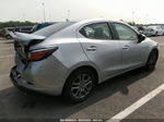 2019 Toyota Yaris Sedan L/le/xle Silver vin: 3MYDLBYV2KY513328