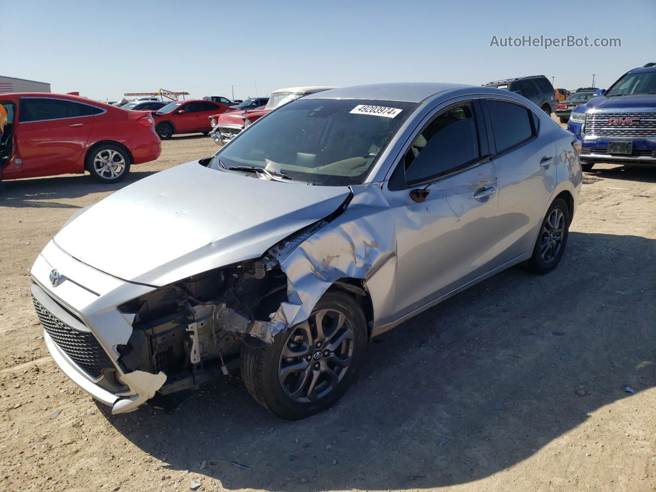 2019 Toyota Yaris L Silver vin: 3MYDLBYV2KY524250