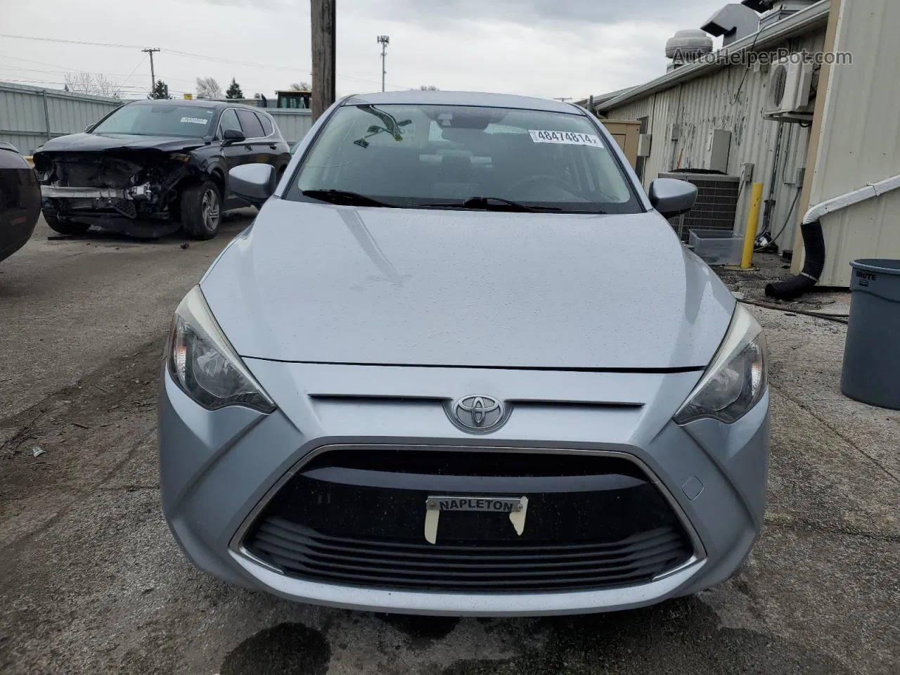 2018 Toyota Yaris Ia  Silver vin: 3MYDLBYV3JY302332