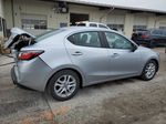 2018 Toyota Yaris Ia  Silver vin: 3MYDLBYV3JY302332