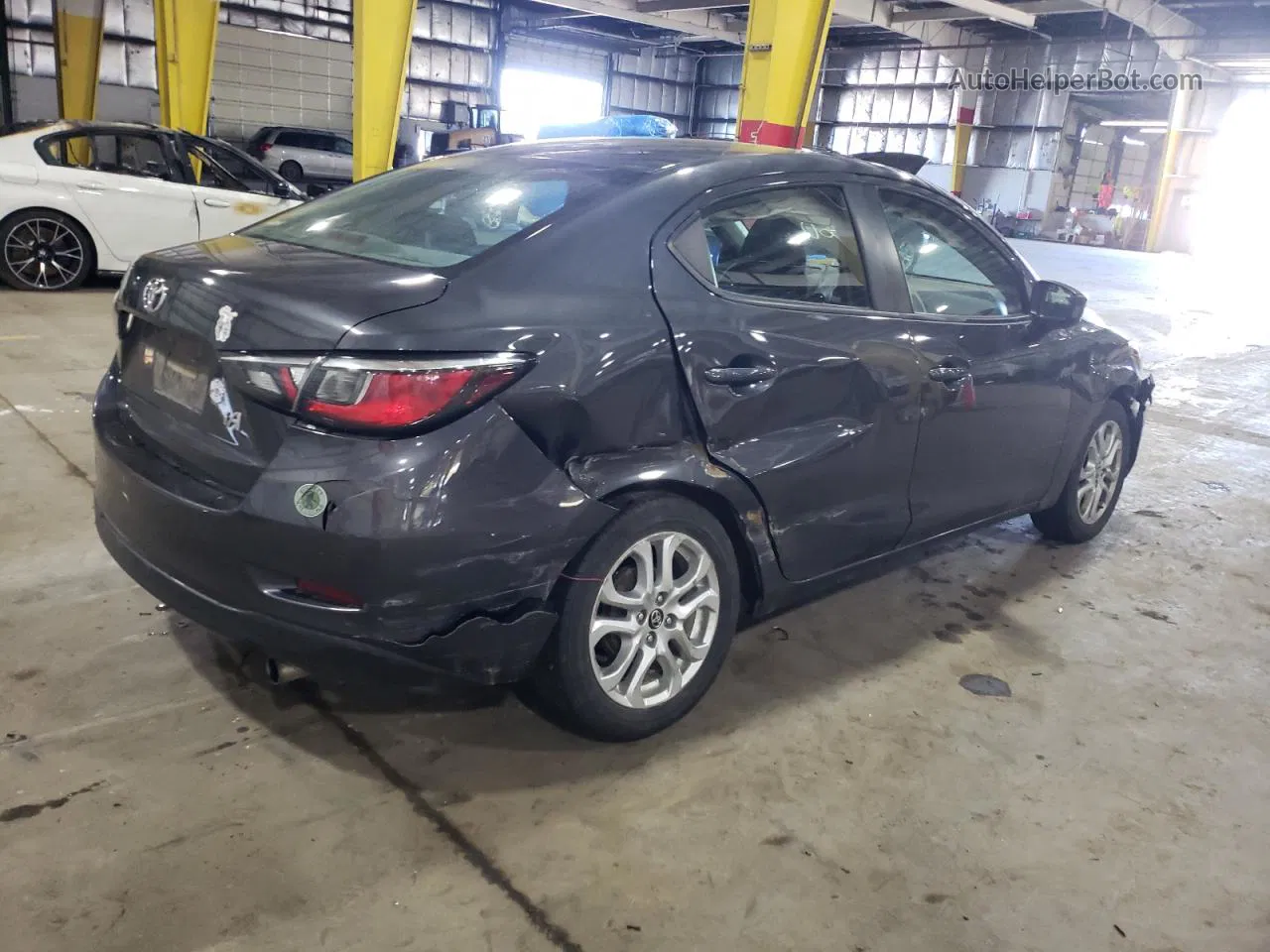 2018 Toyota Yaris Ia  Charcoal vin: 3MYDLBYV3JY311984