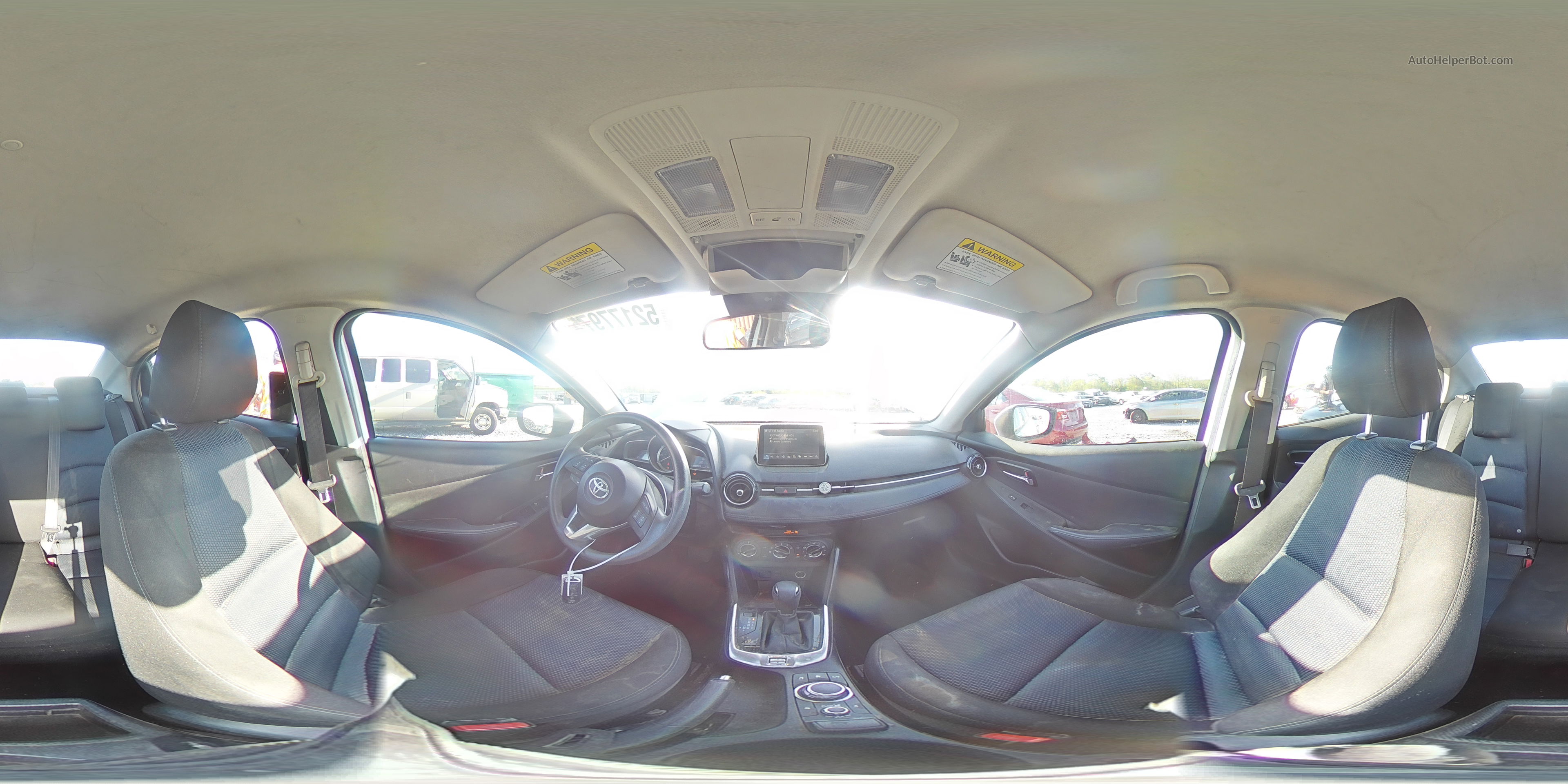 2018 Toyota Yaris Ia  White vin: 3MYDLBYV3JY329255