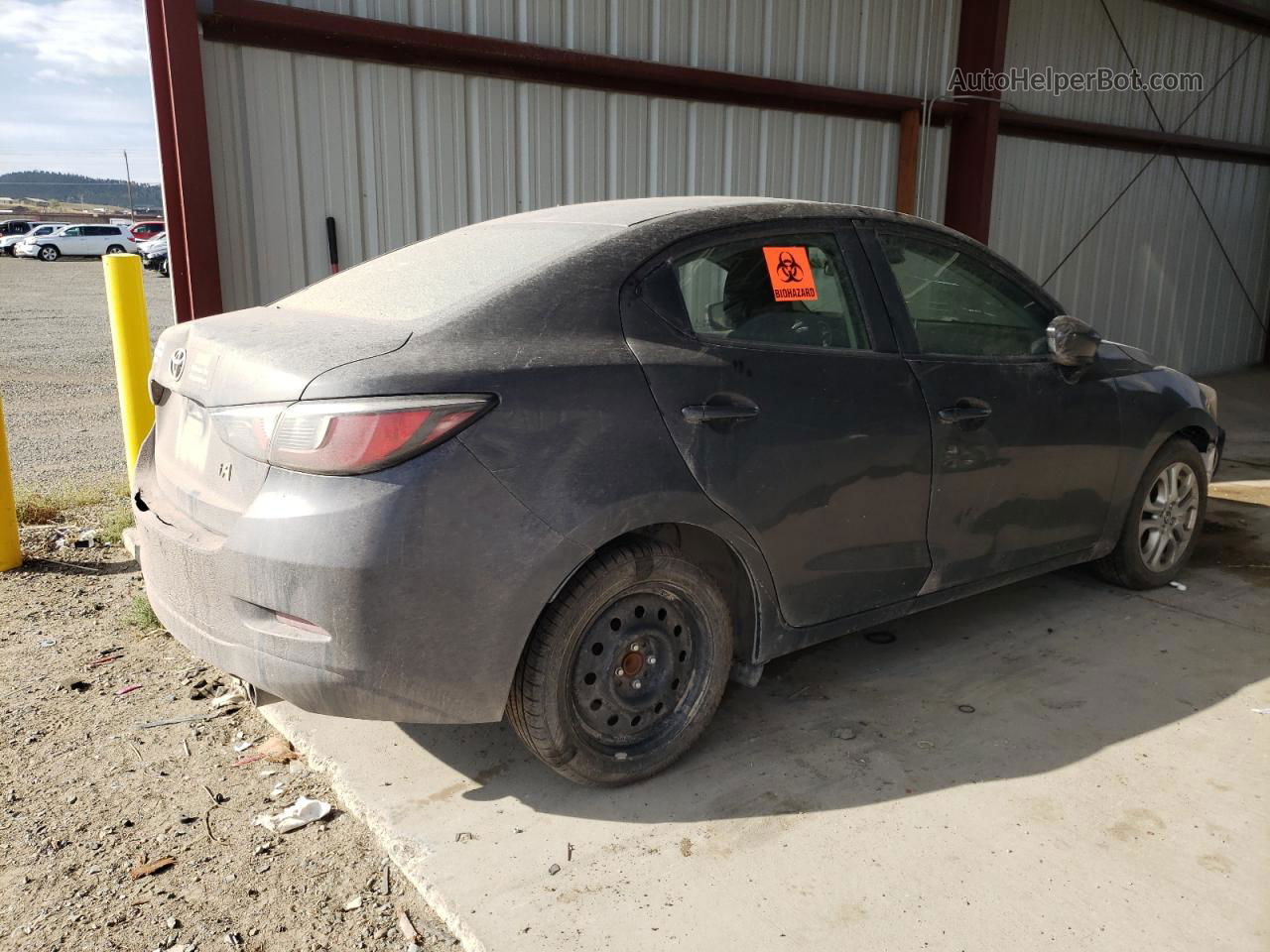 2018 Toyota Yaris Ia Charcoal vin: 3MYDLBYV4JY305241