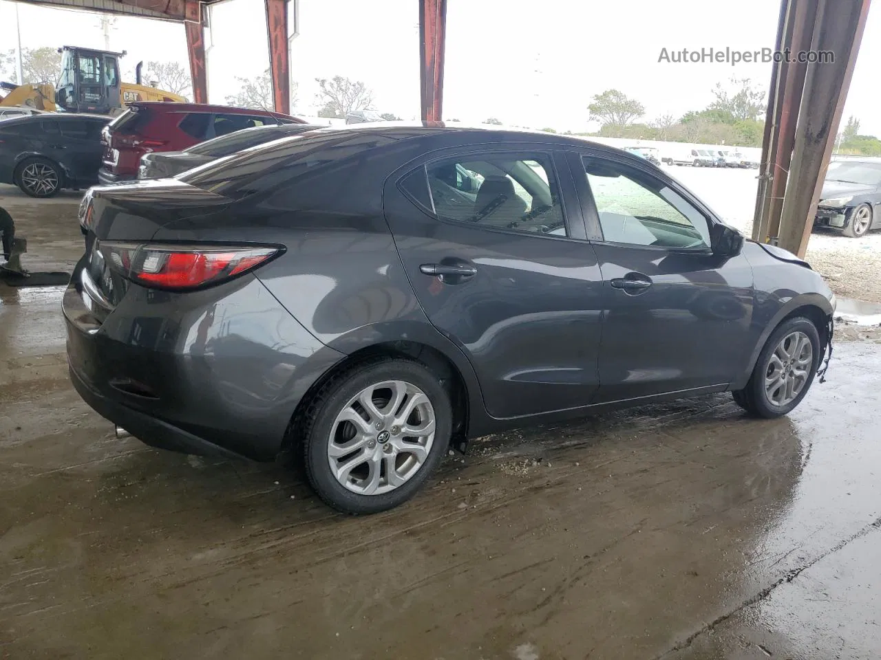 2018 Toyota Yaris Ia  Charcoal vin: 3MYDLBYV4JY305756