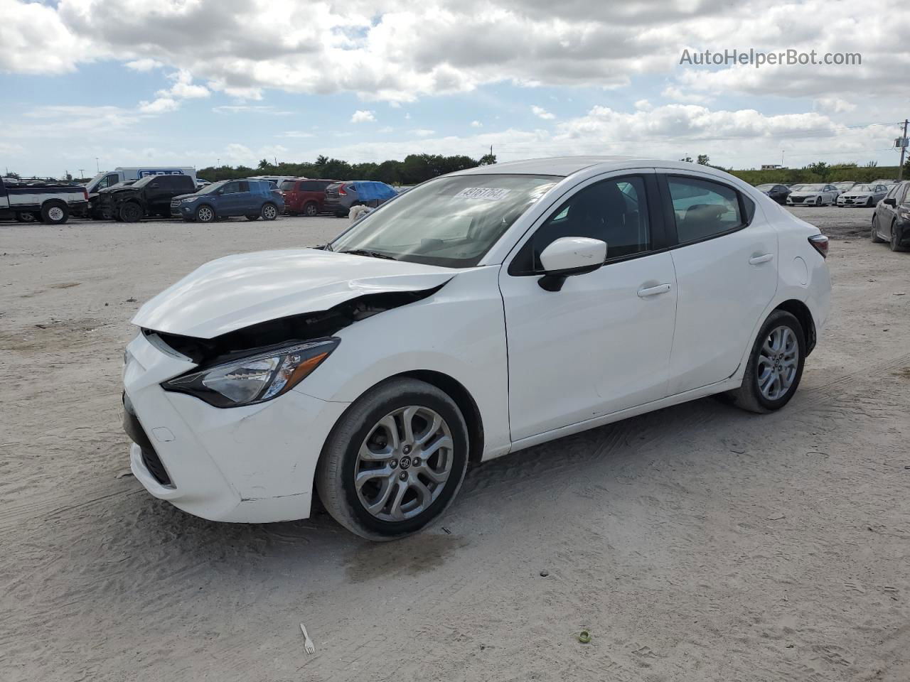 2018 Toyota Yaris Ia  White vin: 3MYDLBYV4JY309693