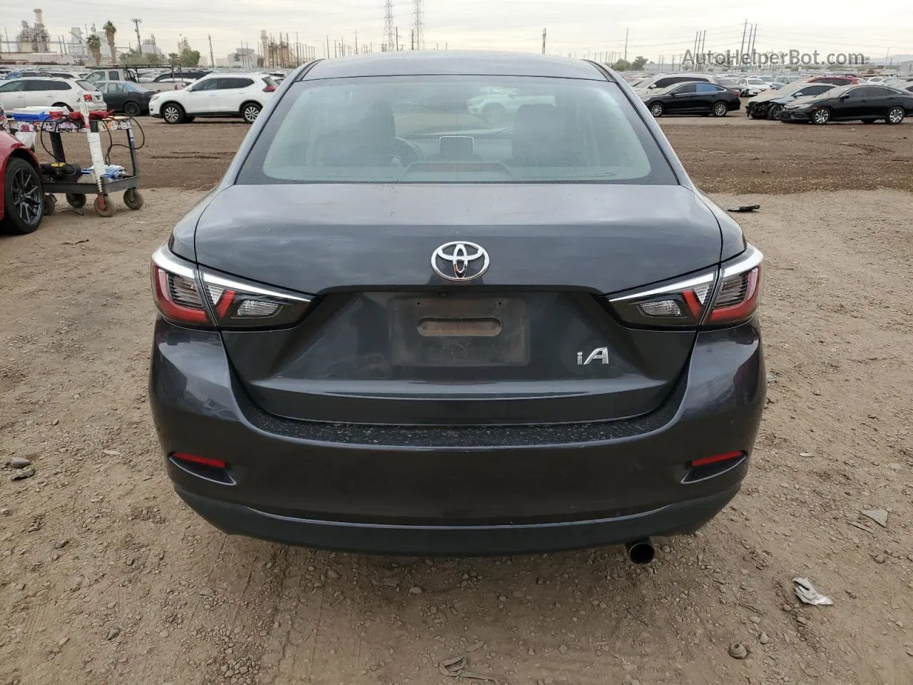 2018 Toyota Yaris Ia  Gray vin: 3MYDLBYV4JY324887