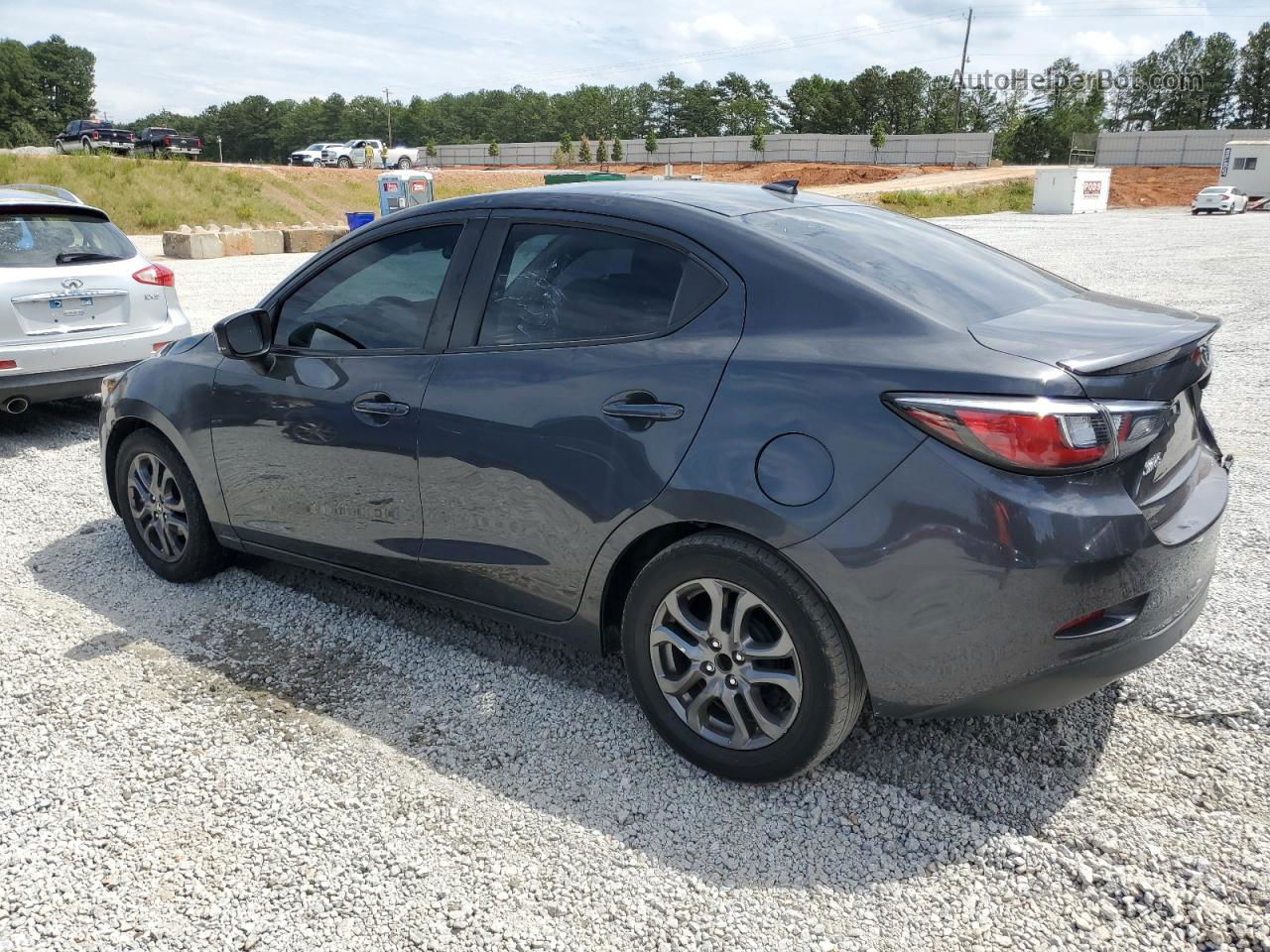 2019 Toyota Yaris L Серый vin: 3MYDLBYV4KY500855