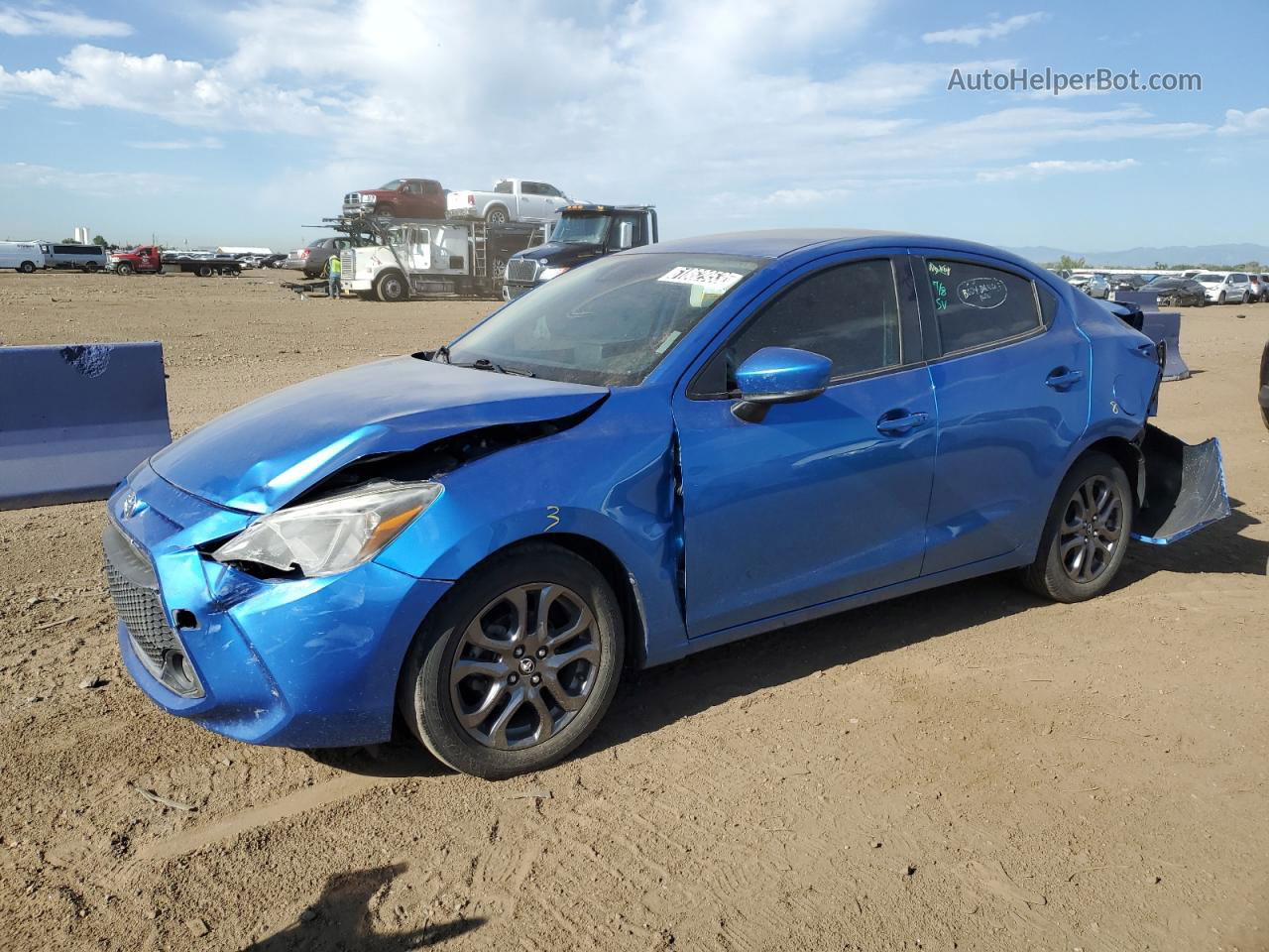 2019 Toyota Yaris L Blue vin: 3MYDLBYV4KY505067