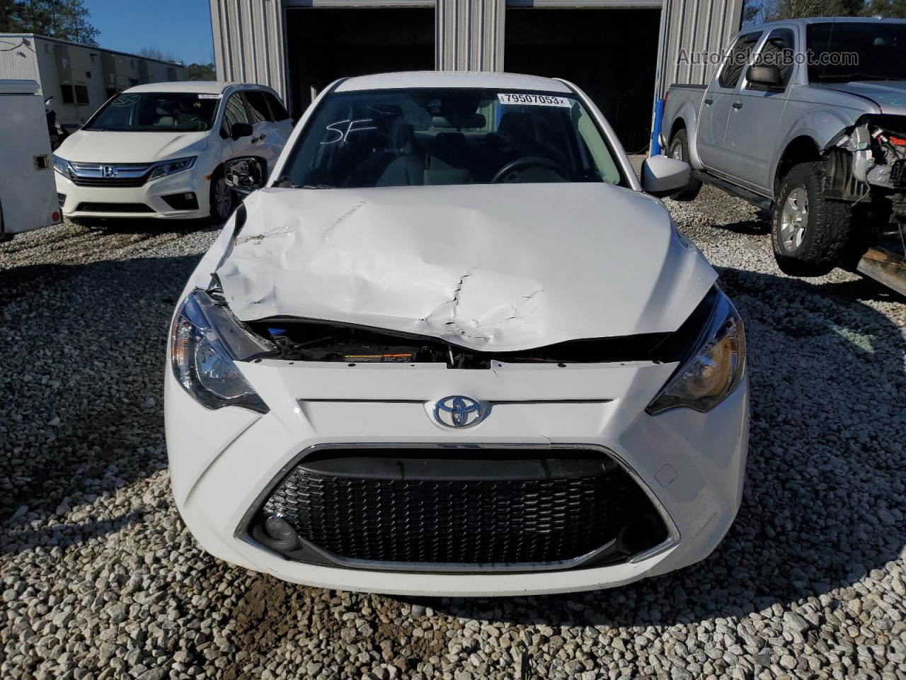 2019 Toyota Yaris L White vin: 3MYDLBYV4KY514173