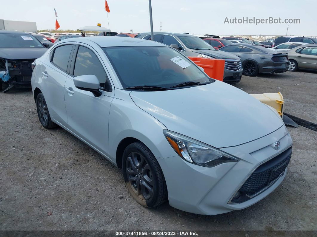 2019 Toyota Yaris  Le White vin: 3MYDLBYV4KY518823