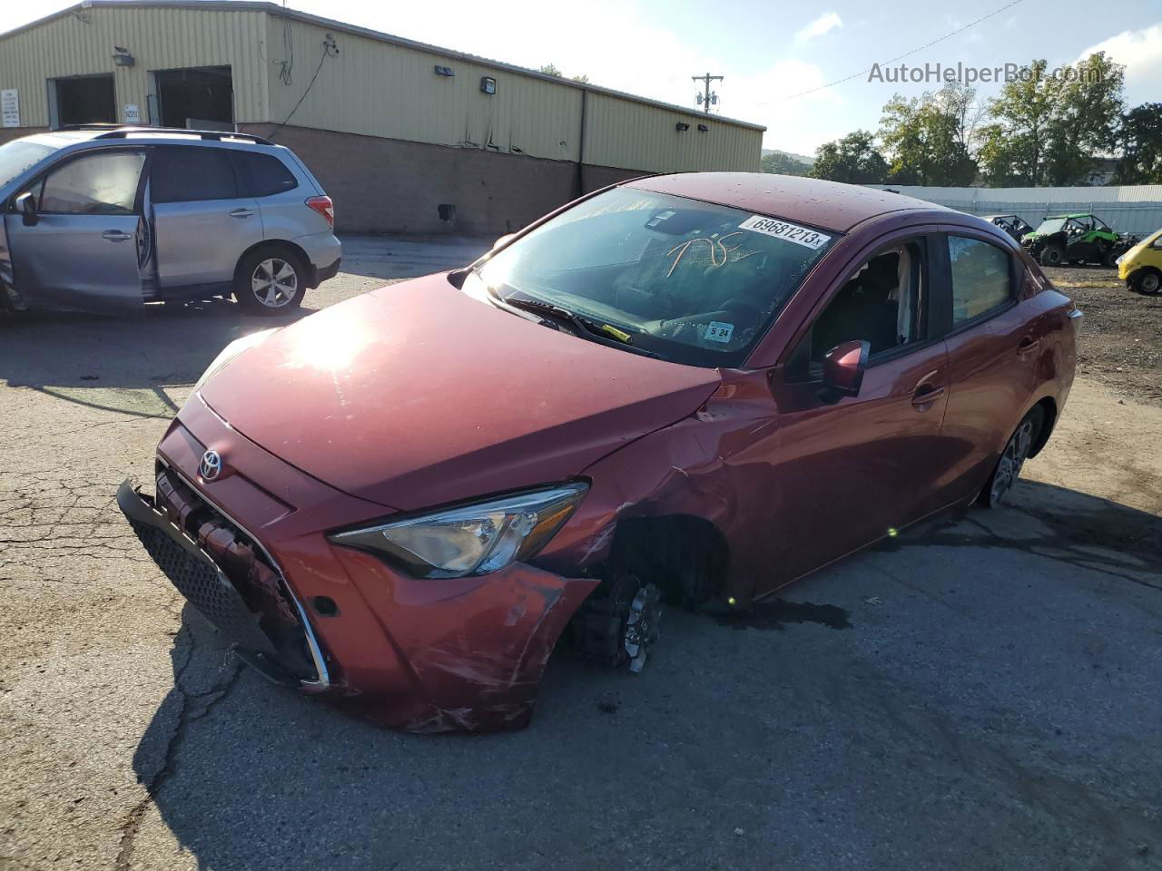 2019 Toyota Yaris L Red vin: 3MYDLBYV4KY524461