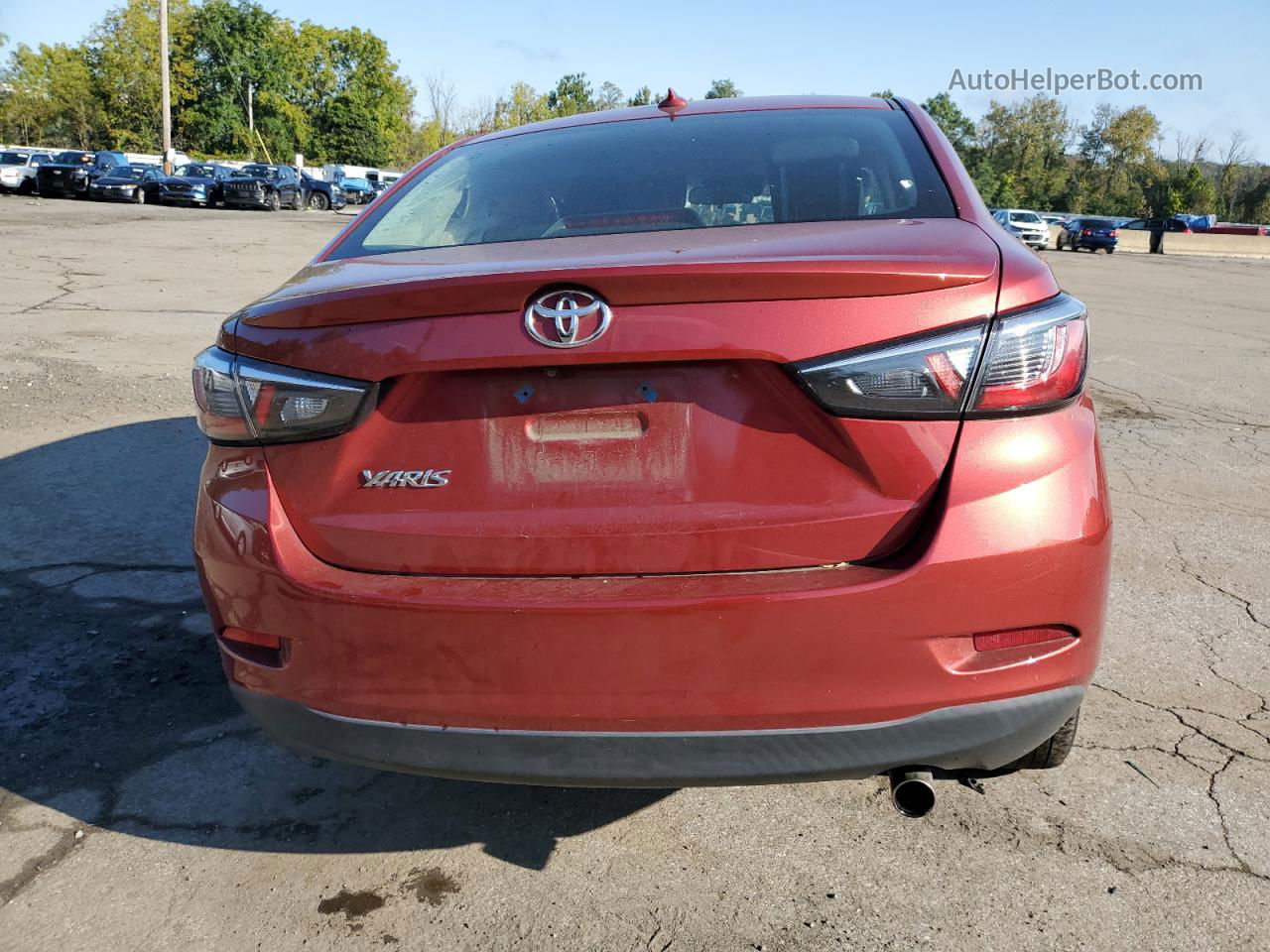 2019 Toyota Yaris L Red vin: 3MYDLBYV4KY524461