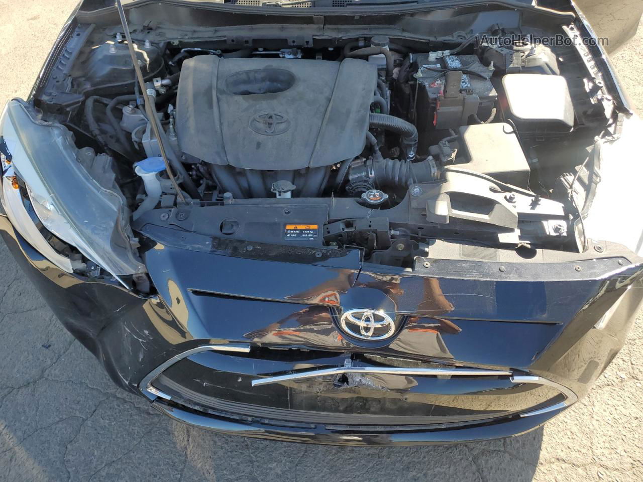 2018 Toyota Yaris Ia  Black vin: 3MYDLBYV5JY314756