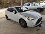 2019 Toyota Yaris L Silver vin: 3MYDLBYV5KY507930