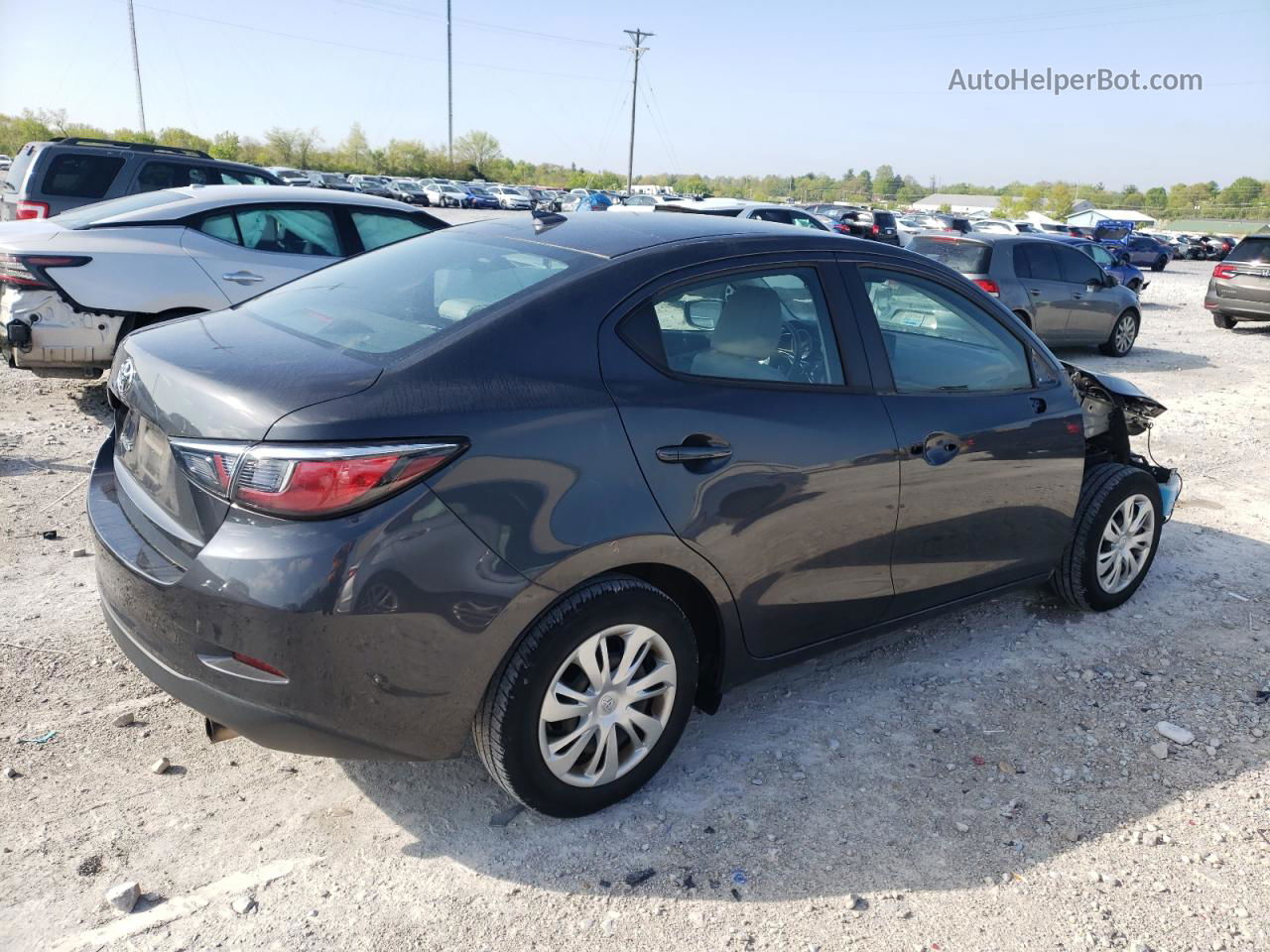 2019 Toyota Yaris L Gray vin: 3MYDLBYV5KY510178