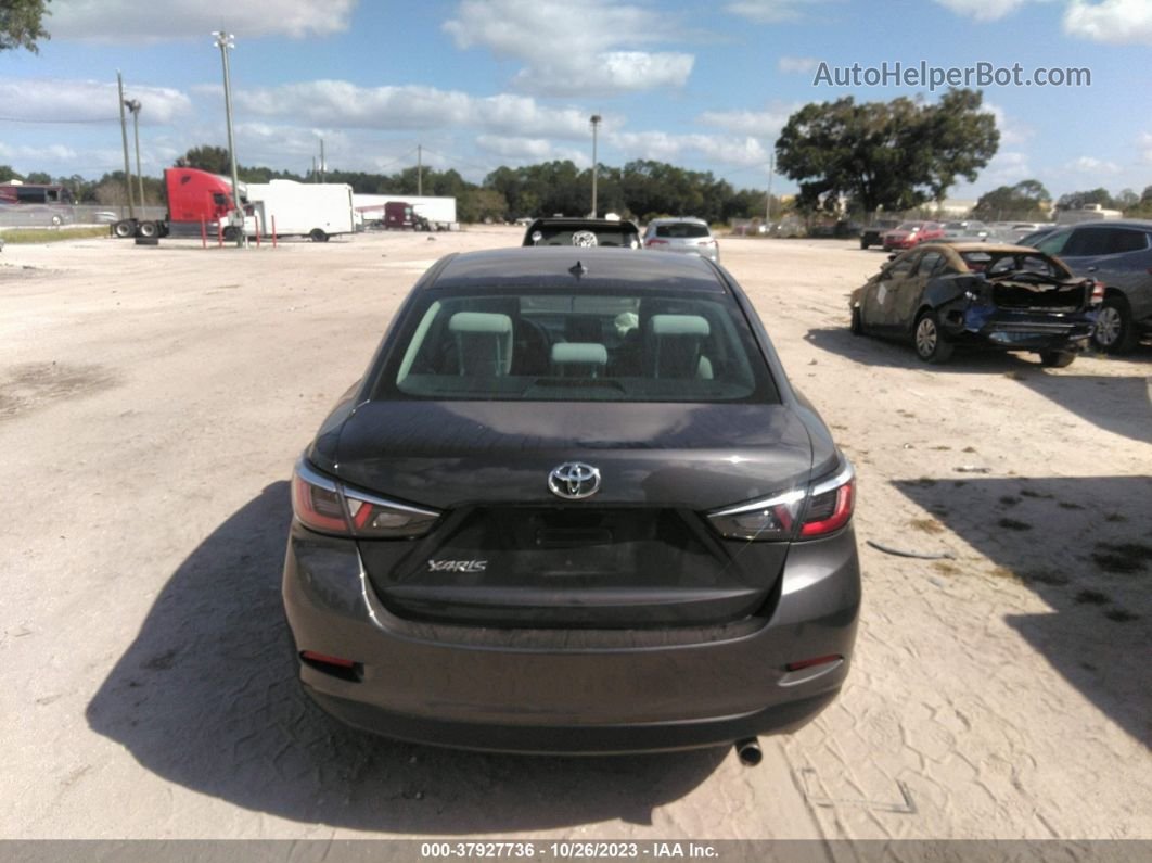 2019 Toyota Yaris L Gray vin: 3MYDLBYV5KY519284