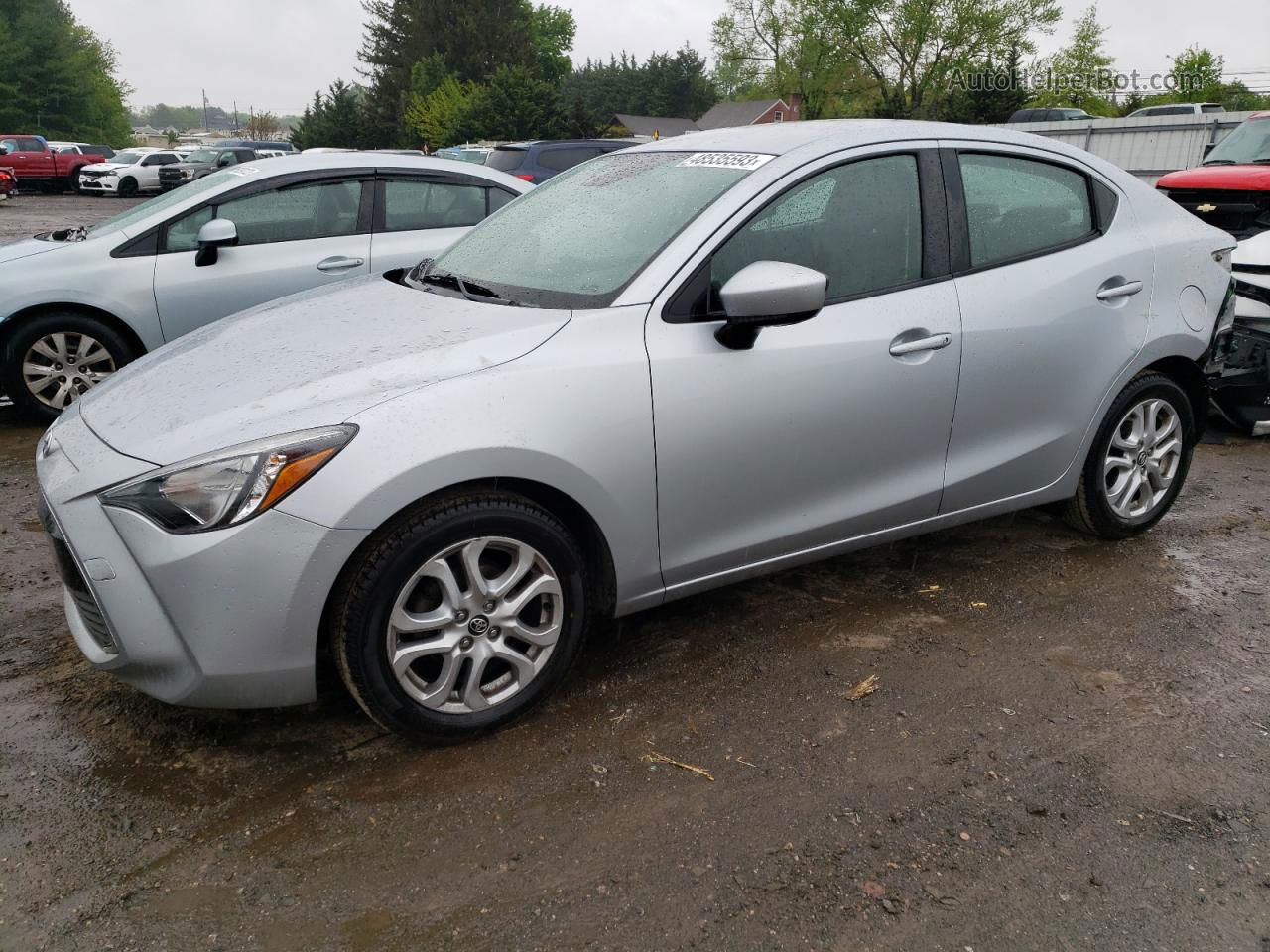 2018 Toyota Yaris Ia  Silver vin: 3MYDLBYV6JY300705