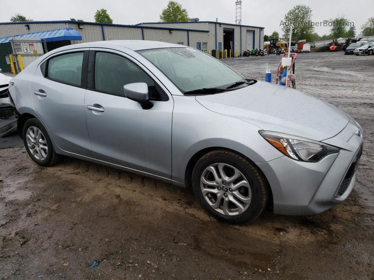 2018 Toyota Yaris Ia  Silver vin: 3MYDLBYV6JY300705