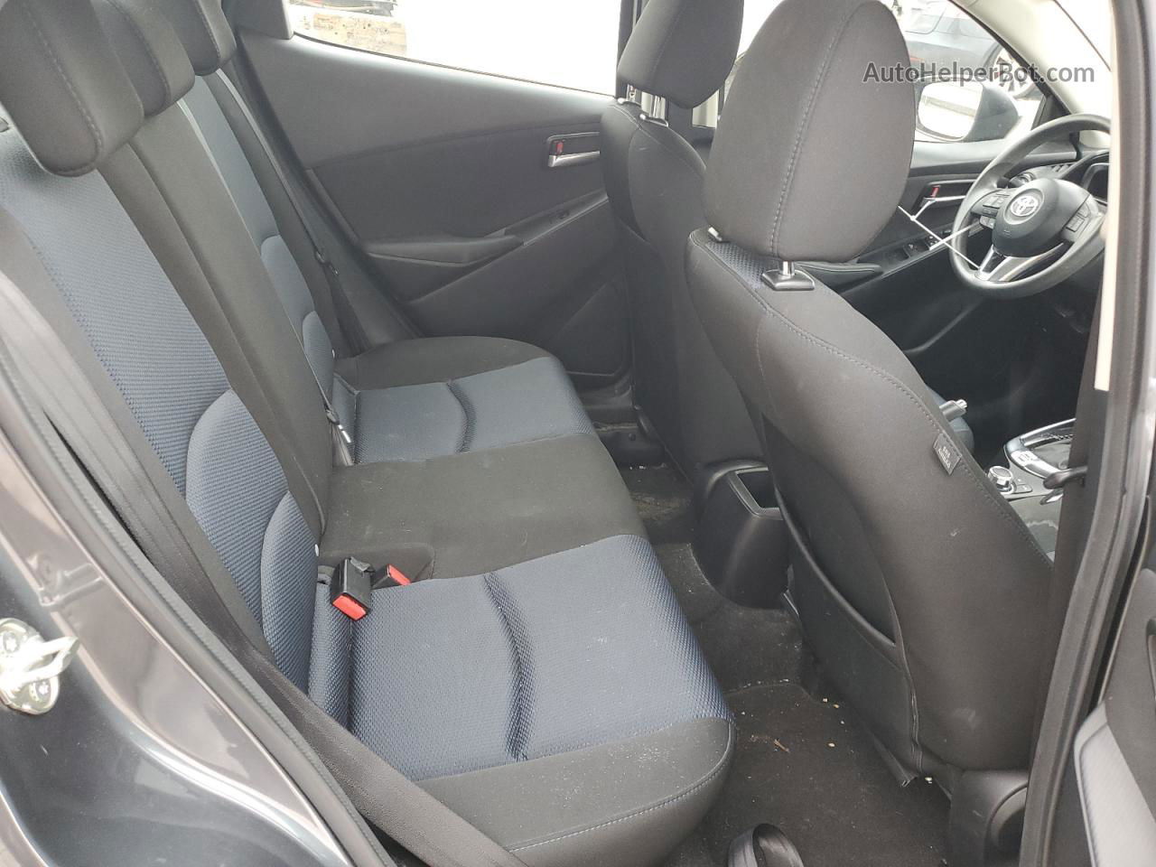 2018 Toyota Yaris Ia  Gray vin: 3MYDLBYV6JY314765