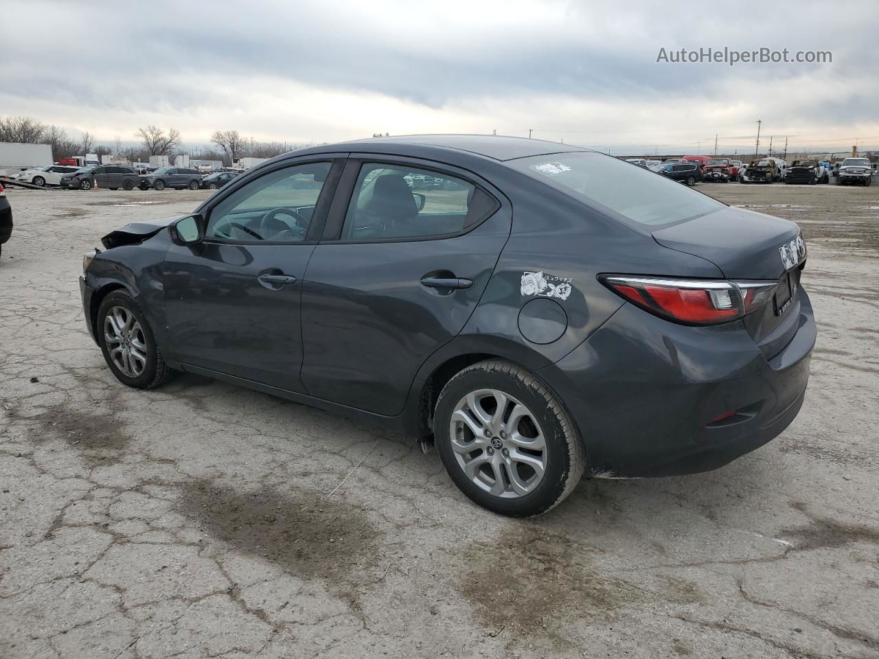 2018 Toyota Yaris Ia  Gray vin: 3MYDLBYV6JY314765