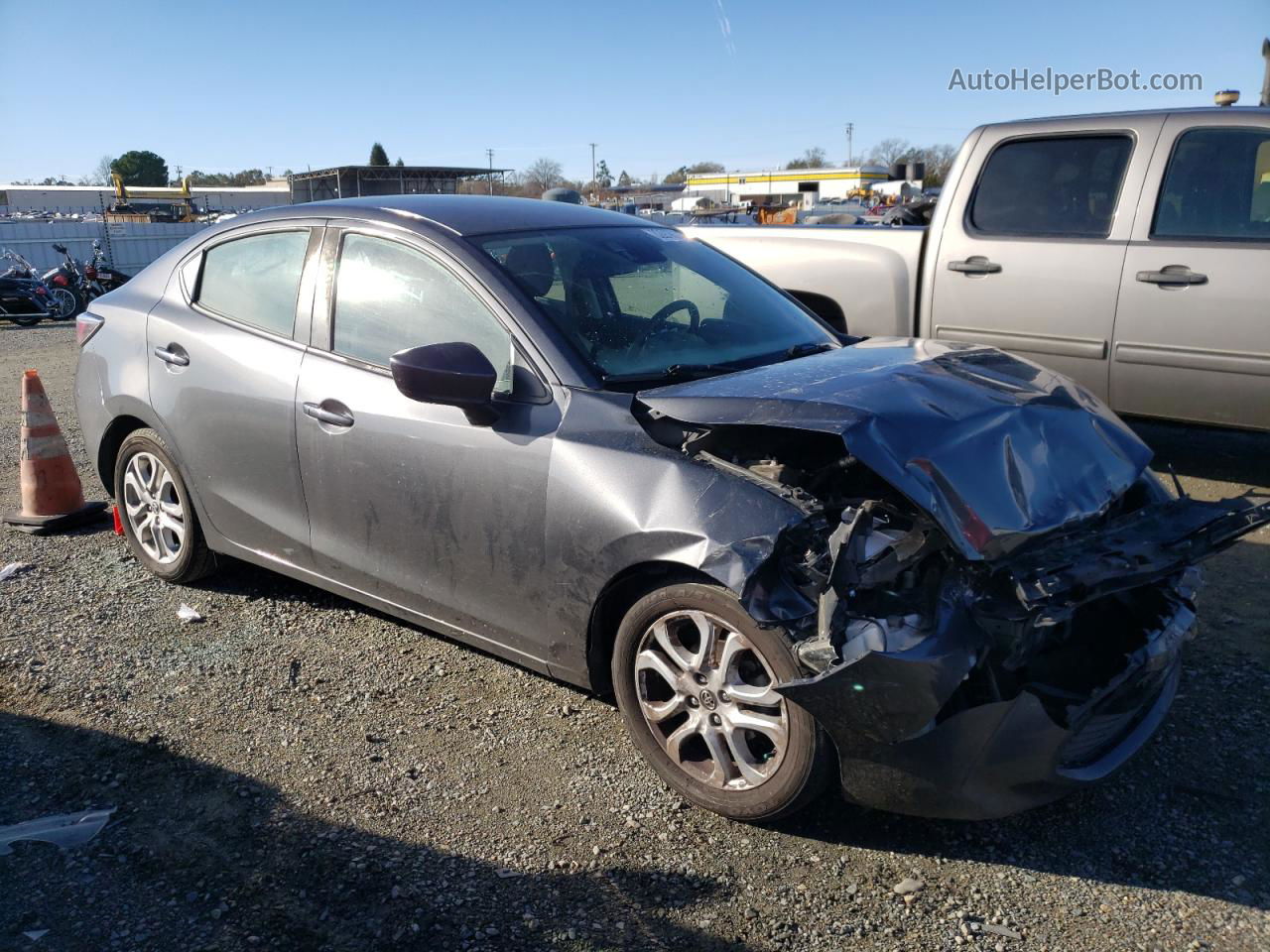 2018 Toyota Yaris Ia  Charcoal vin: 3MYDLBYV6JY327676