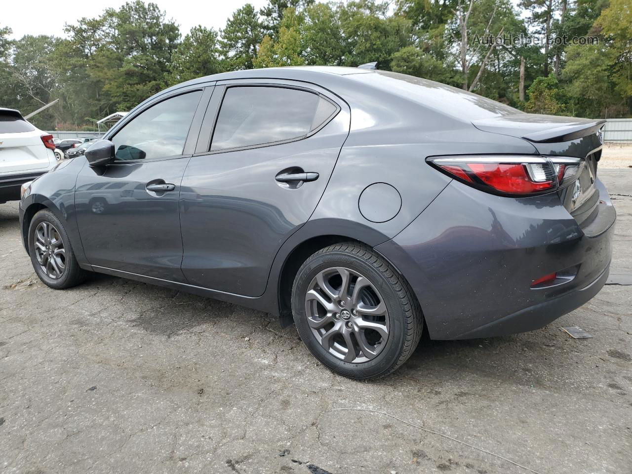 2019 Toyota Yaris L Charcoal vin: 3MYDLBYV6KY501361