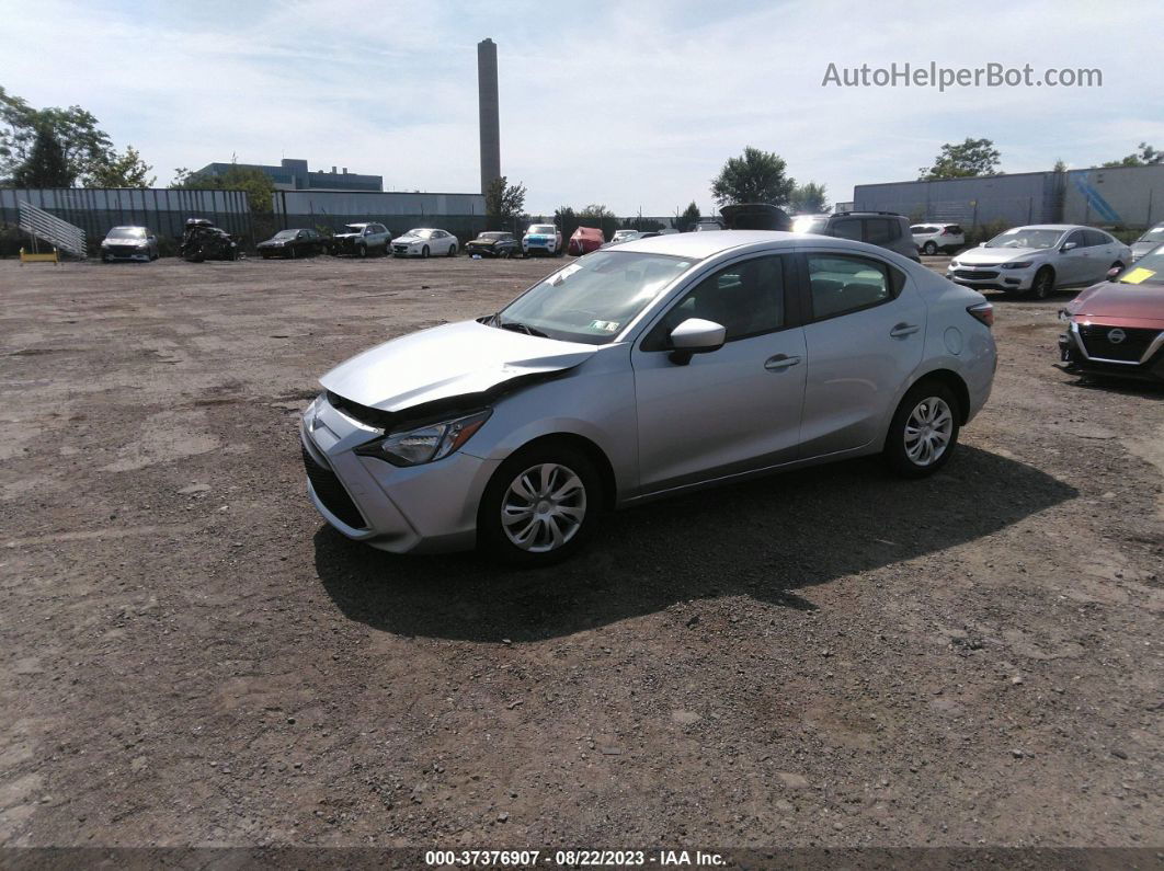 2019 Toyota Yaris Sedan L/le/xle Silver vin: 3MYDLBYV6KY509024