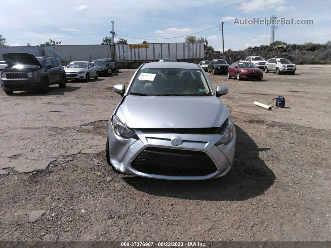 2019 Toyota Yaris Sedan L/le/xle Silver vin: 3MYDLBYV6KY509024