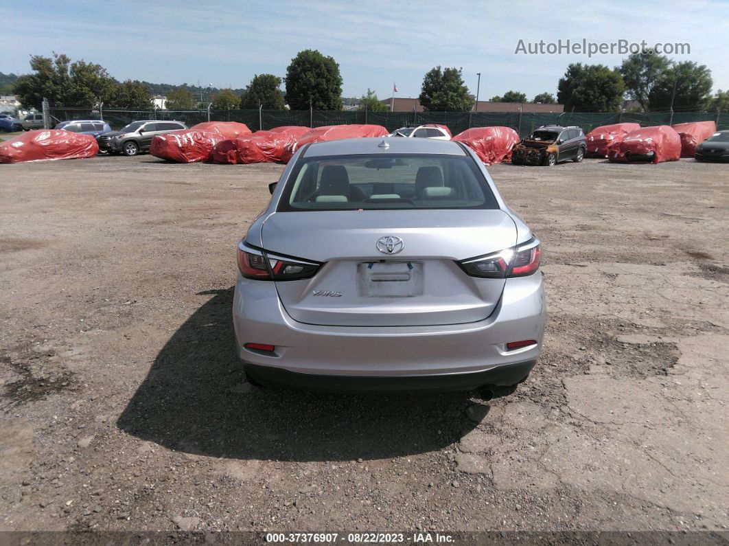 2019 Toyota Yaris Sedan L/le/xle Silver vin: 3MYDLBYV6KY509024