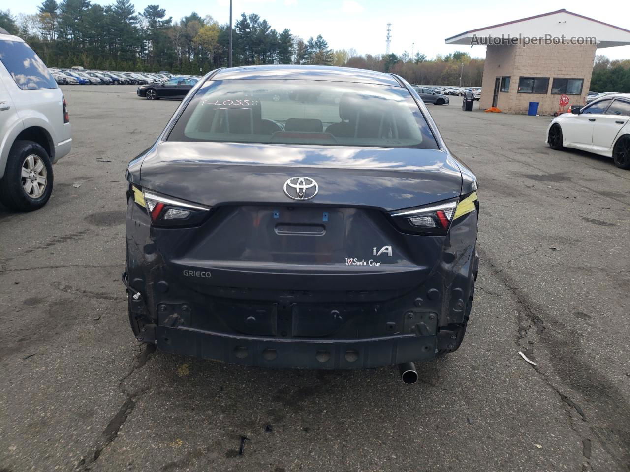 2018 Toyota Yaris Ia  Gray vin: 3MYDLBYV7JY314483