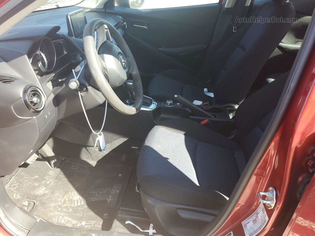 2018 Toyota Yaris Ia  Maroon vin: 3MYDLBYV7JY325323