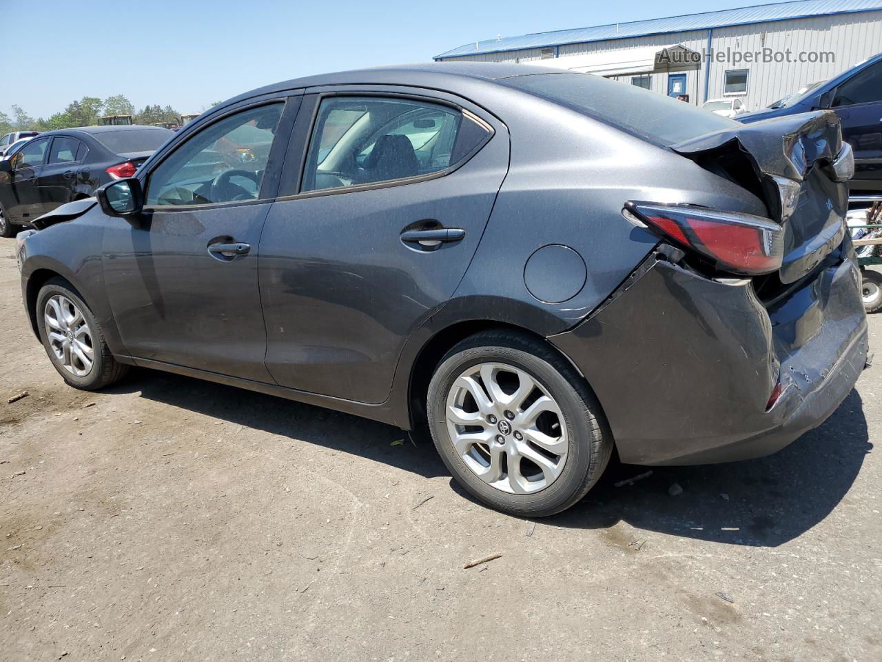 2018 Toyota Yaris Ia  Угольный vin: 3MYDLBYV7JY328674