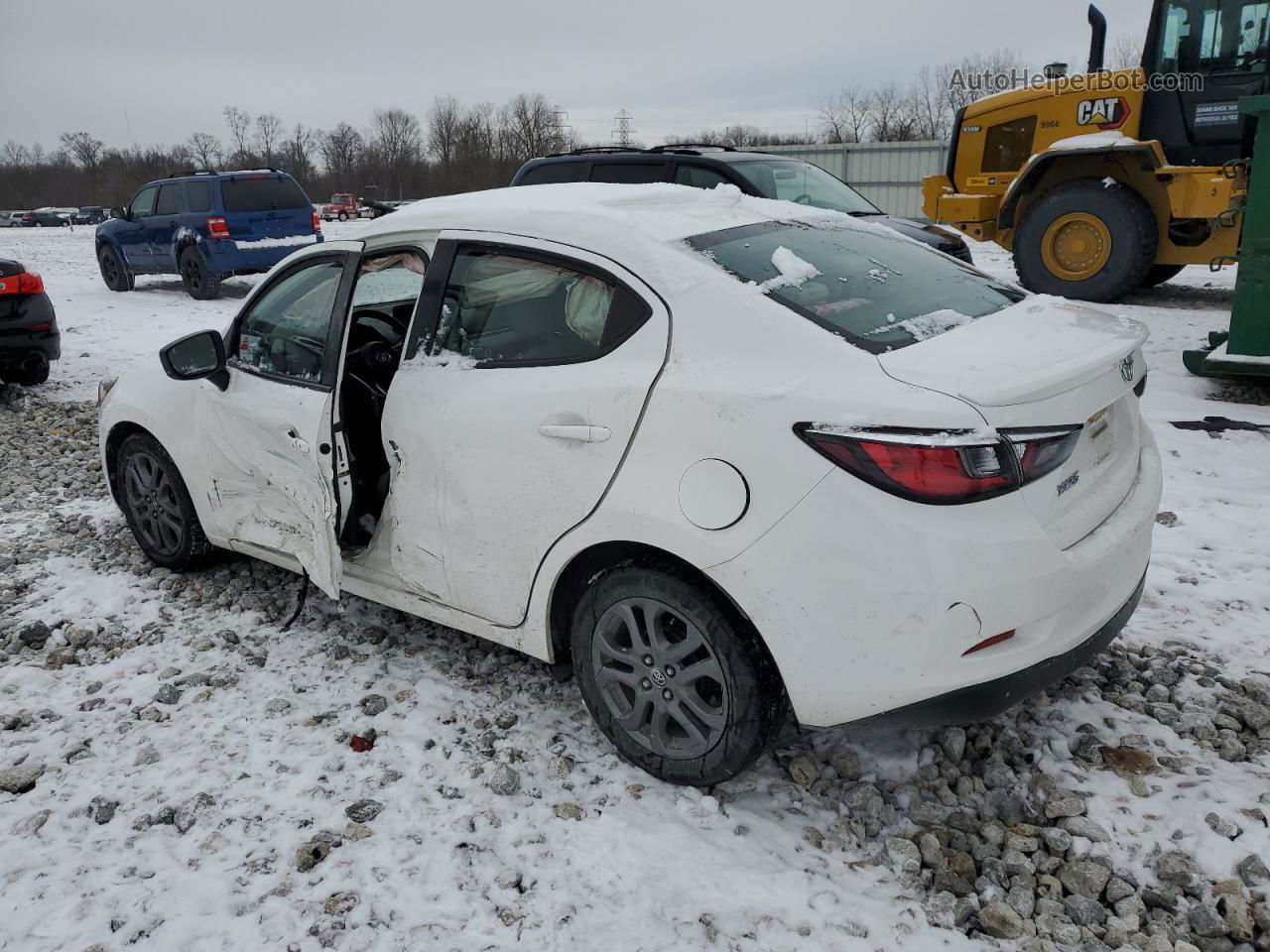 2019 Toyota Yaris L White vin: 3MYDLBYV7KY507136