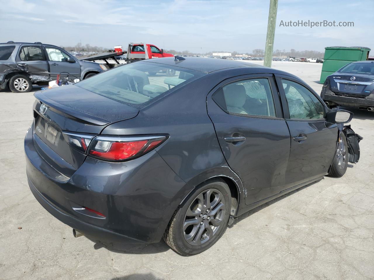 2019 Toyota Yaris L Gray vin: 3MYDLBYV7KY510974