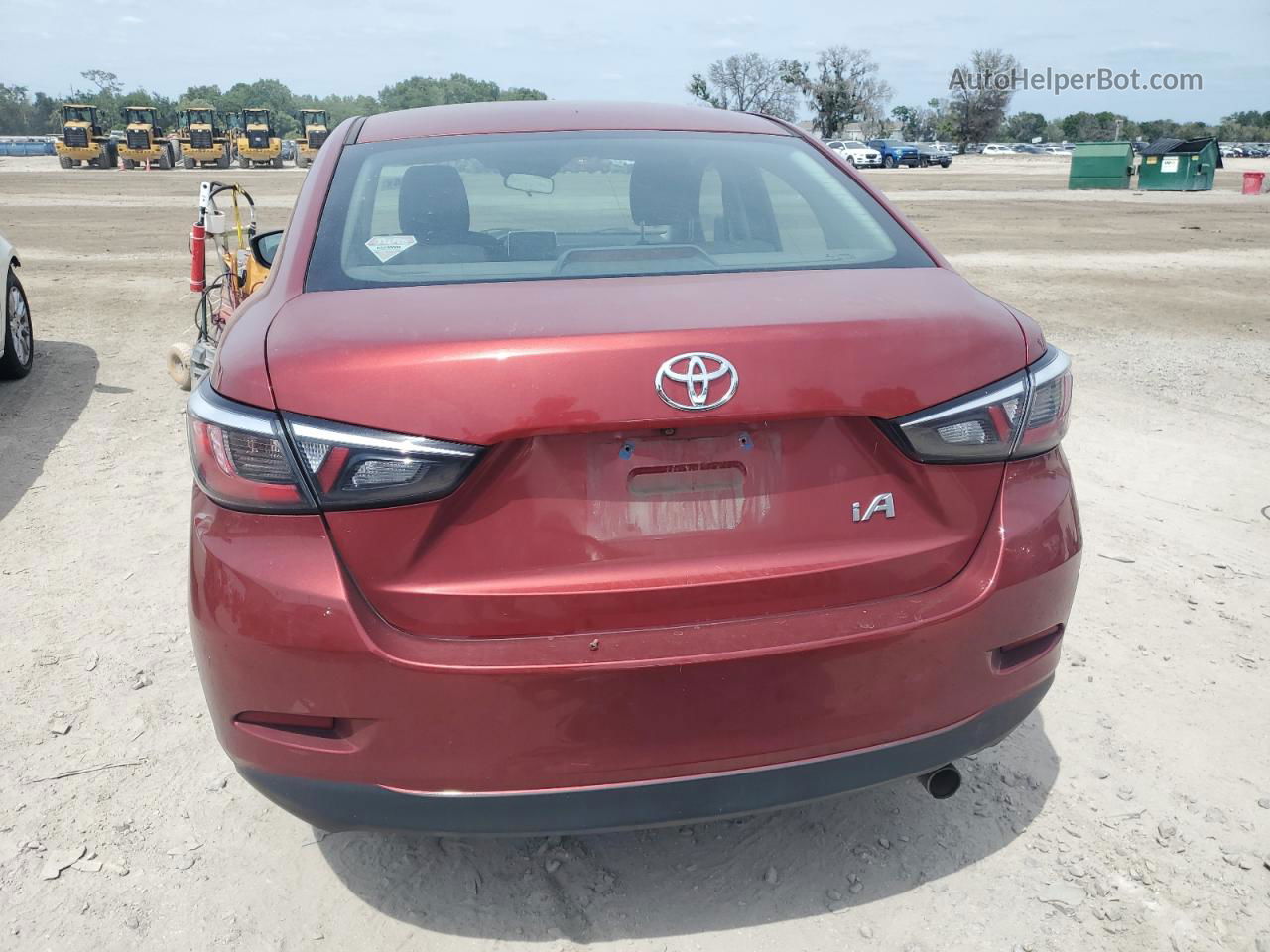 2018 Toyota Yaris Ia  Red vin: 3MYDLBYV8JY322110