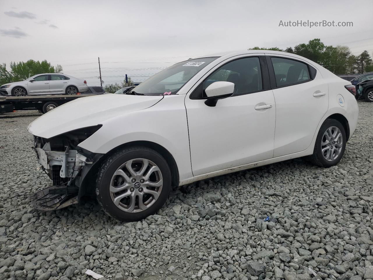 2018 Toyota Yaris Ia  White vin: 3MYDLBYV8JY324438