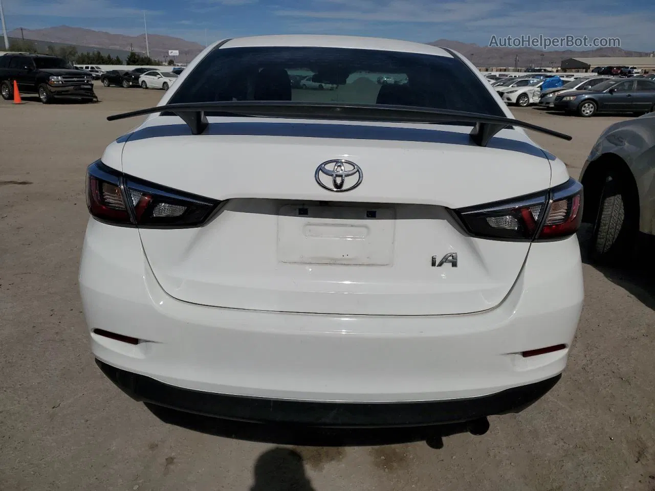 2018 Toyota Yaris Ia  White vin: 3MYDLBYV8JY332183