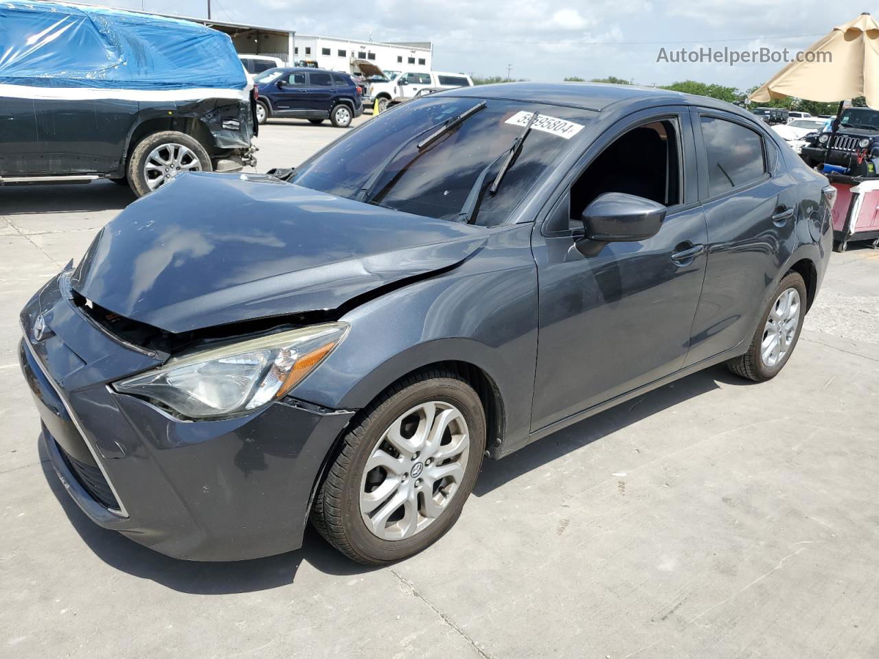 2018 Toyota Yaris Ia  Gray vin: 3MYDLBYV8JY332541