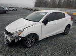 2019 Toyota Yaris L White vin: 3MYDLBYV8KY500261