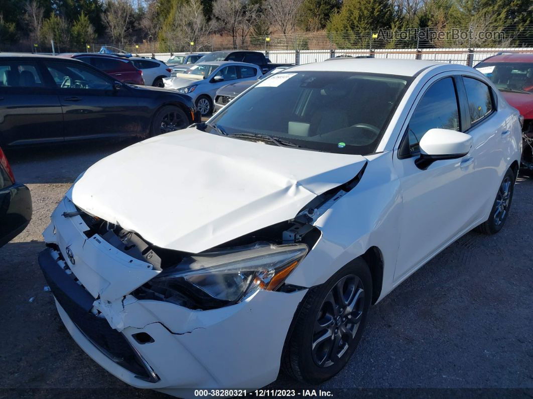 2019 Toyota Yaris Sedan L/le/xle Белый vin: 3MYDLBYV8KY507971