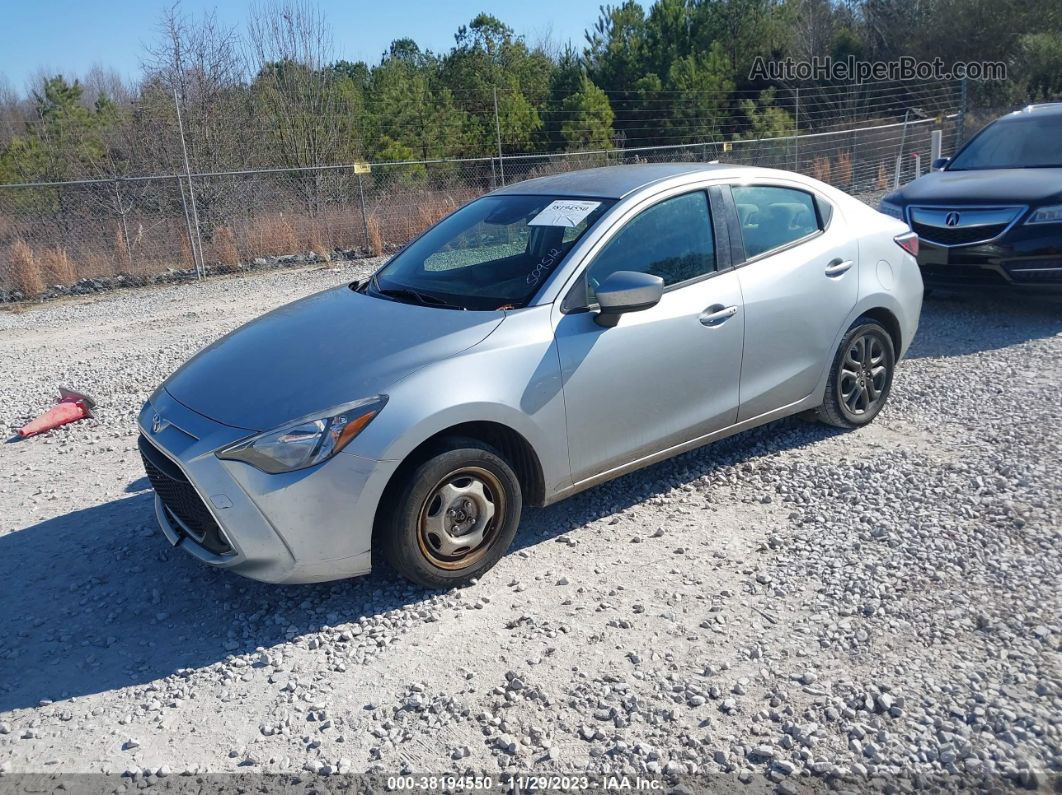 2019 Toyota Yaris  Le Silver vin: 3MYDLBYV8KY509512