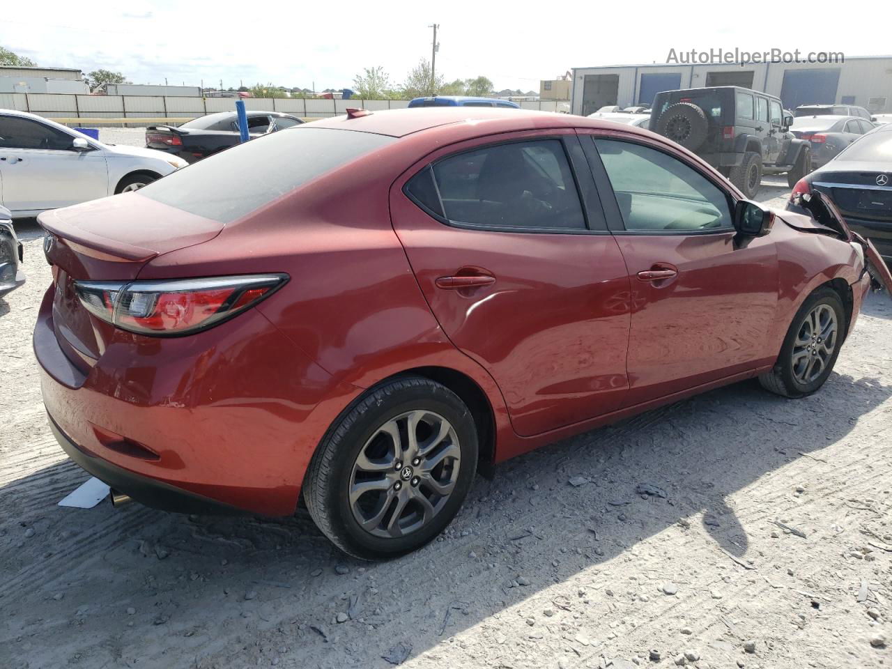 2019 Toyota Yaris L Red vin: 3MYDLBYV8KY510093