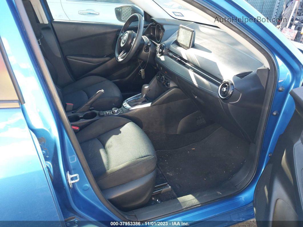 2019 Toyota Yaris Le Blue vin: 3MYDLBYV8KY515357