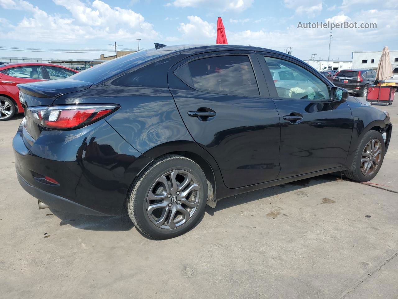 2019 Toyota Yaris L Black vin: 3MYDLBYV8KY516248